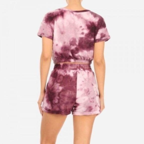New Tie-Dye Loungewear Set Shorts and Shirt T - Picture 3 of 6